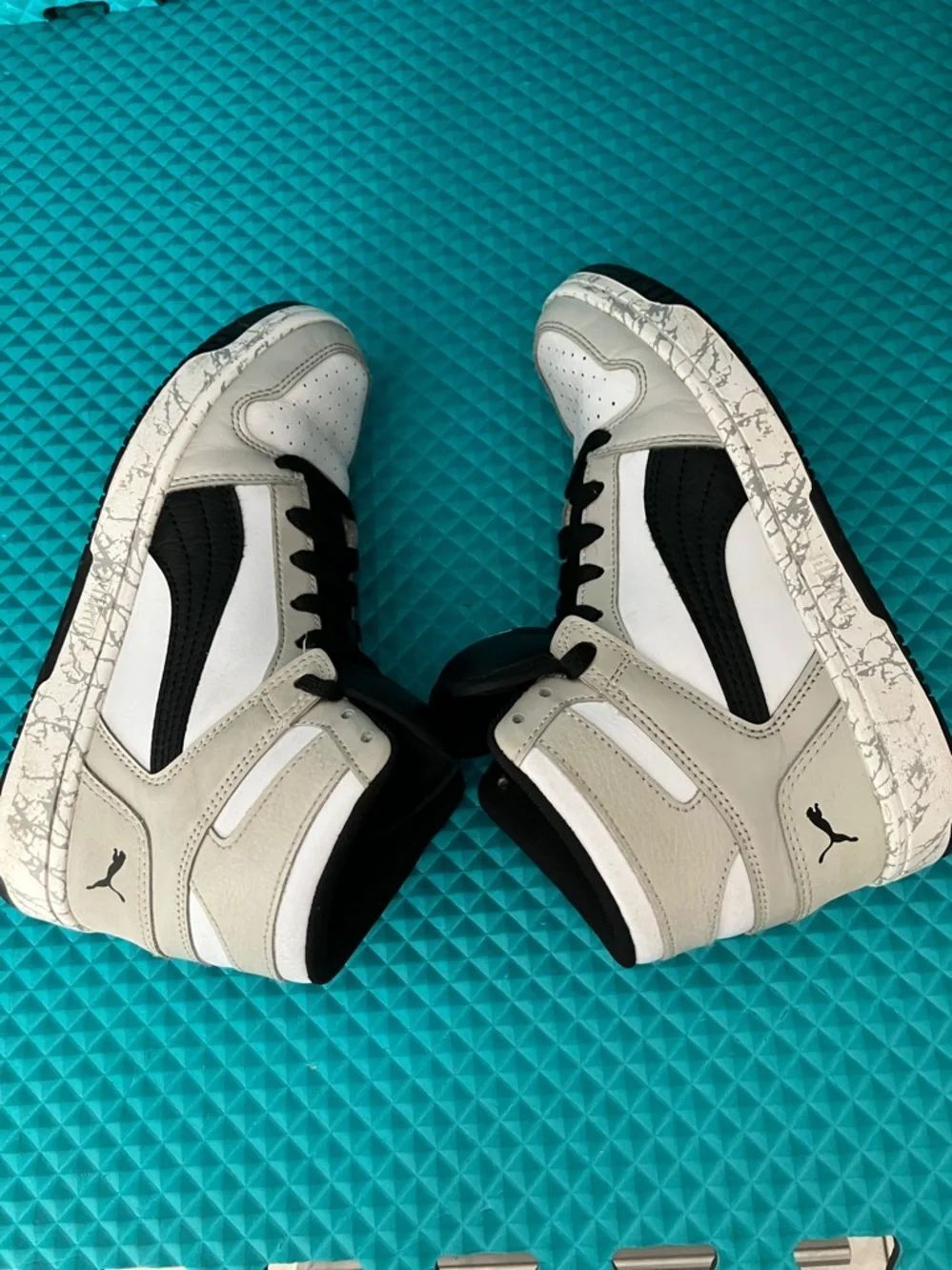 PUMA Big Kids Basketball Rebound Layup Atypical High Top Sneaker | 5